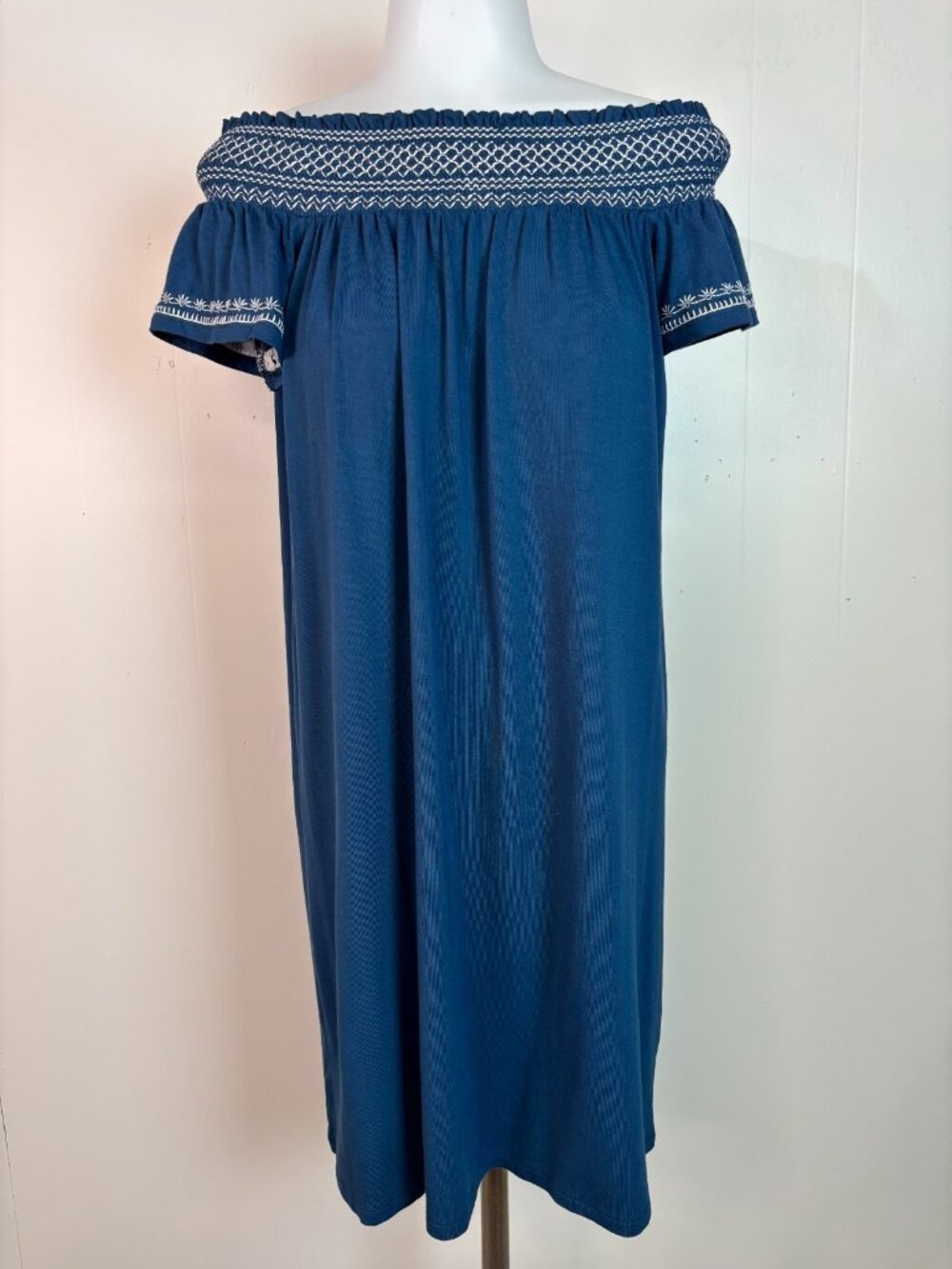 Ann Taylor Dress Small Blue Smocked Off-the-Shoulder Short Sleeve Stretch Womens